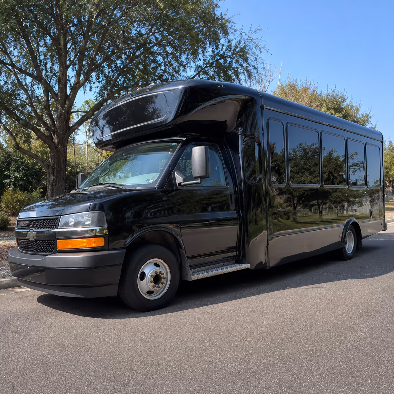 Chandler Winery Tour & Pub Crawl Transportation