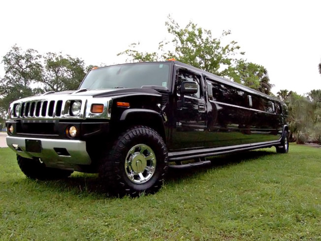 Mesa Black Hummer Limo